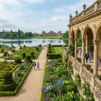 What Are the Gardens at Hever Castle Like?