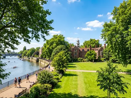 Riverside Setting in Bishop's Park