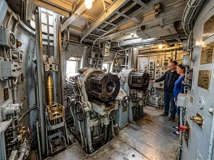Gun Turrets & Operations Room