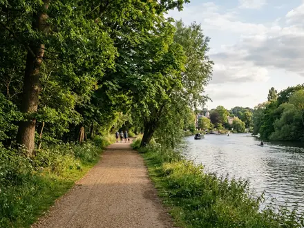 Riverside Woodland Gardens
