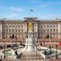 How Many Rooms Does Buckingham Palace Have?