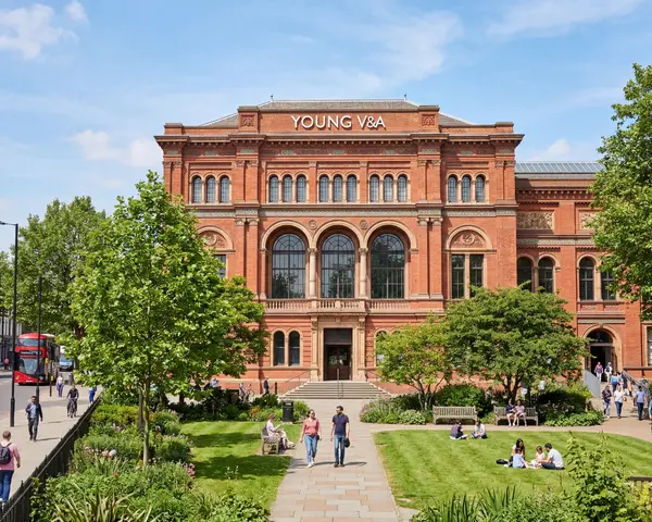 Young V&A
